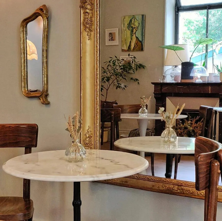 Saint Charles Hotel & Coliving Биарриц
