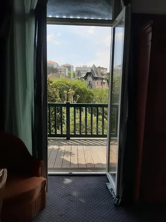 ***  Saint Charles Hotel & Coliving Biarritz France