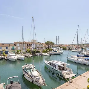 apartment-port-grimaud.fr-provencehotel.com/