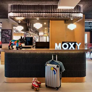 Moxy Bastille 3*, Parigi Francia